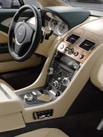 Aston Martin Rapide 2010 года